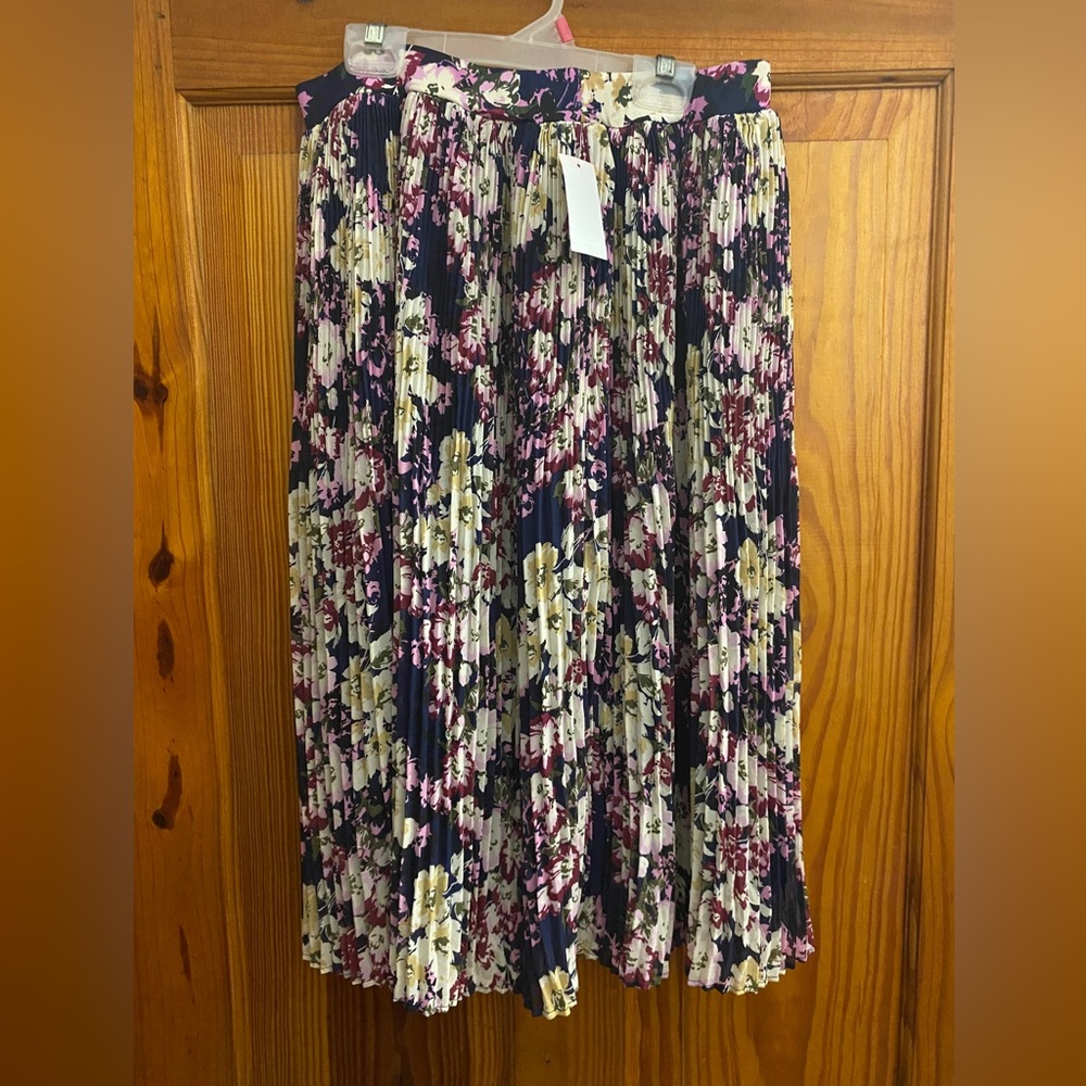 Purple floral accordion skirt